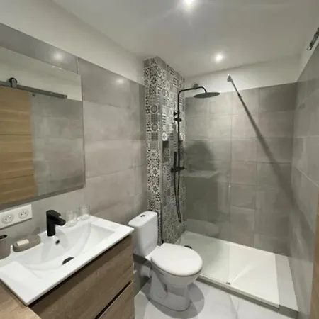 Bright 35 M For 2 With Balcony Center Apartman Cagnes-sur-Mer